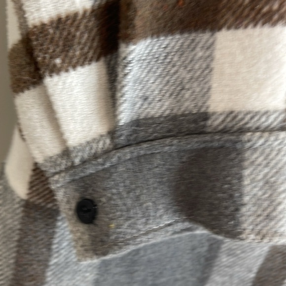 Amazon Plaid Flannel Lightweight Shacket As Seen On Nova Markina Drop Shoulder S - Picture 6 of 12